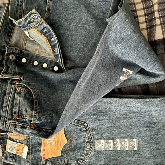Brand new 501 levy’s men jeans for 57.00 each pair size 34x30! - Picture 2 of 3